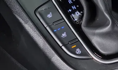 Hyundai Kona 2023, 60552 км, за 15960.92 USD - фото 20