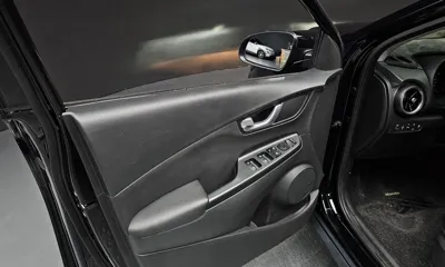 Hyundai Kona 2023, 60552 км, за 15960.92 USD - фото 24