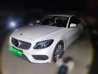 Mercedes-Benz C-Class · 2017 год