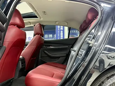 Mazda 3 Axela 2023, 22000 км, за 16156.25 USD - фото 18