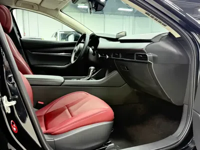 Mazda 3 Axela 2023, 22000 км, за 16156.25 USD - фото 19