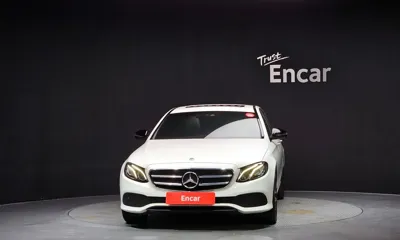 Mercedes-Benz E-Class 2020, 70696 км, за 17551.84 USD