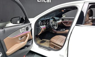 Mercedes-Benz E-Class 2020, 70696 км, за 17551.84 USD - фото 10