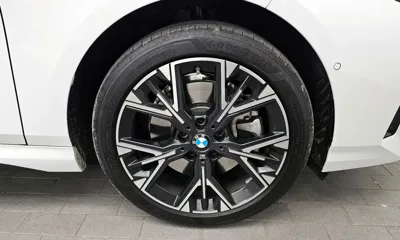 BMW 1-Series 2025, 5103 км, за 26977.82 USD