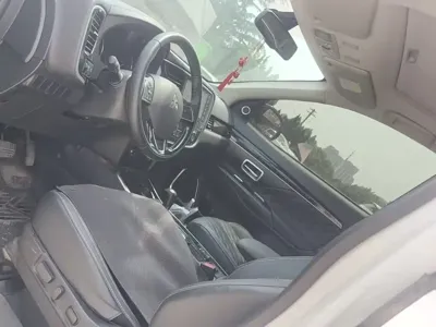 Mitsubishi Outlander 2022, 22000 км, за 17972.7 USD - фото 7