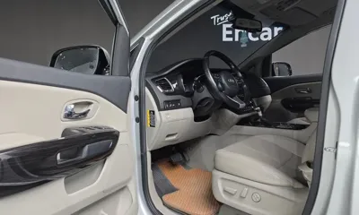 Kia Canival 2019, 81029 км, за 12151.86 USD - фото 11