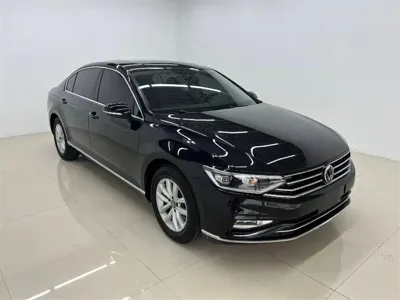 Volkswagen Magotan 2022, 30000 км, за 18951.96 USD