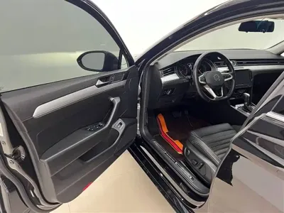 Volkswagen Magotan 2022, 30000 км, за 18951.96 USD - фото 9