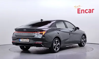 Hyundai Avante 2023, 51123 км, за 12406.46 USD