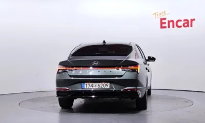 Hyundai Avante 2023, 51123 км, за 12406.46 USD