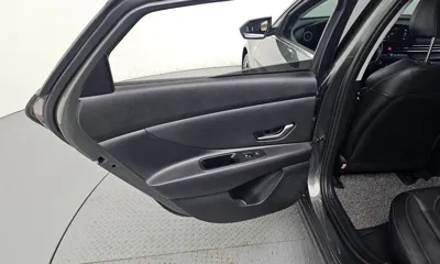 Hyundai Avante 2023, 51123 км, за 12312.71 USD - фото 25