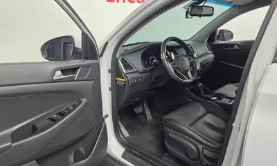 Hyundai Tucson 2018, 79002 км, за 7345.77 USD - фото 10