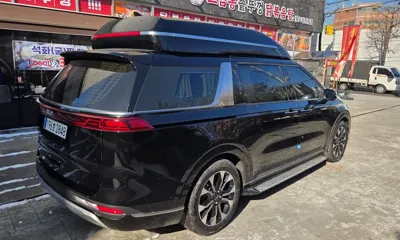 Kia Canival 2023, 34000 км, за 15159.62 USD