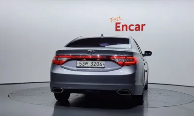 Hyundai Grandeur 2015, 56707 км, за 5285.76 USD