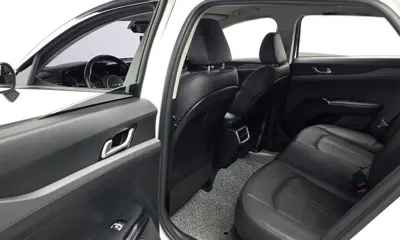 Kia K5 2020, 85002 км, за 8921.01 USD - фото 12