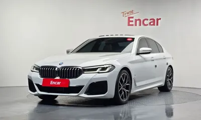 BMW 5-Series · 2022 год