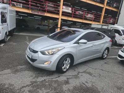 Hyundai Avante 2012, 83270 км, за 3187.62 USD