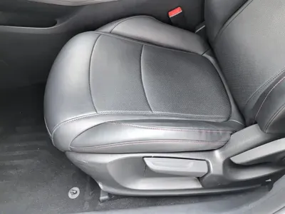 Roewe i5 2023, 10500 км, за 5430.18 USD - фото 20