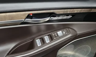Genesis G90 2019, 94762 км, за 26026.47 USD - фото 19
