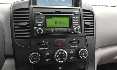 Kia Canival 2014, 128436 км, за 2084.69 USD - фото 16