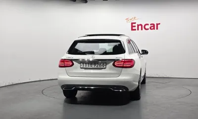 Mercedes-Benz C-Class 2016, 184427 км, за 8457.22 USD