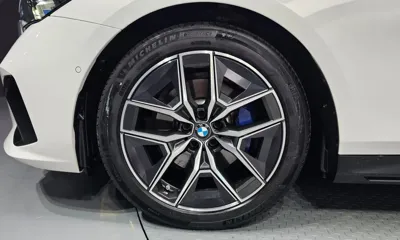 BMW 5-Series 2024, 15345 км, за 40239.21 USD