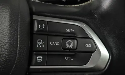 Jeep Compass 2022, 82329 км, за 11719.88 USD - фото 17