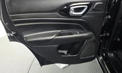 Jeep Compass 2022, 82329 км, за 11719.88 USD - фото 25