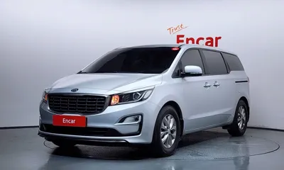 Kia Canival · 2020 год