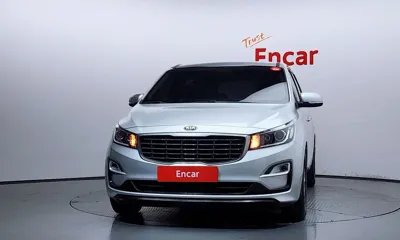 Kia Canival 2020, 42300 км, за 9562.85 USD