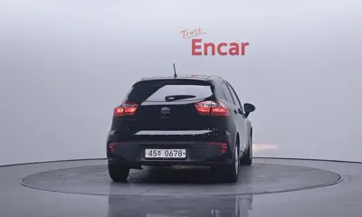 Kia Pride 2016, 147298 км, за 2445.8 USD