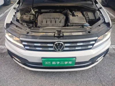 Volkswagen Tiguan L 2021, 125000 км, за 13198.68 USD - фото 21
