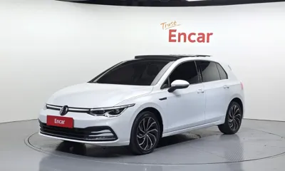 Volkswagen Golf · 2022 год