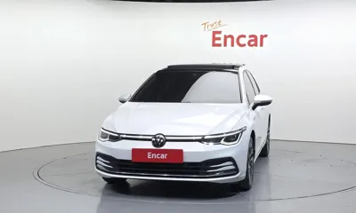 Volkswagen Golf 2022, 89331 км, за 15570.04 USD