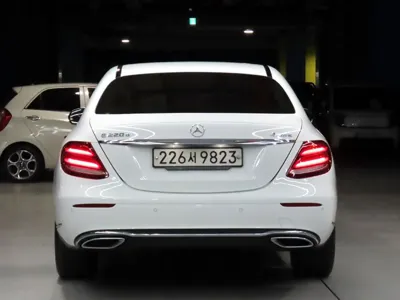 Mercedes-Benz E-Class 2020, 78947 км, за 21368.09 USD