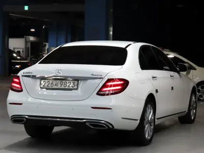 Mercedes-Benz E-Class 2020, 78947 км, за 21368.09 USD