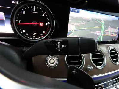 Mercedes-Benz E-Class 2020, 78947 км, за 21368.09 USD - фото 12