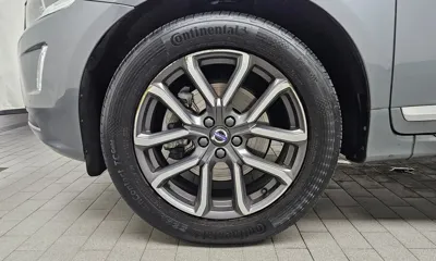 Volvo XC60 2017, 68491 км, за 11487.46 USD