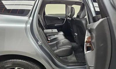 Volvo XC60 2017, 68491 км, за 11487.46 USD - фото 12