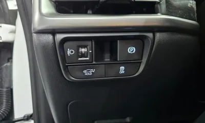 Hyundai Grandeur 2023, 124013 км, за 19632.48 USD - фото 28
