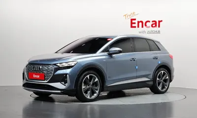 Audi Q4 e-tron · 2022 год