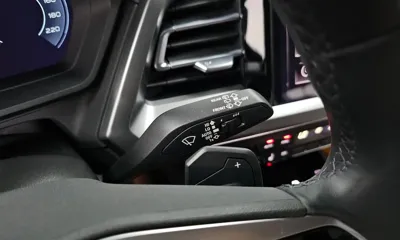 Audi Q4 e-tron 2022, 54516 км, за 24127.46 USD - фото 20