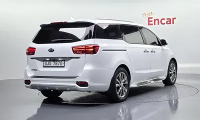Kia Canival 2019, 72960 км, за 12214.78 USD