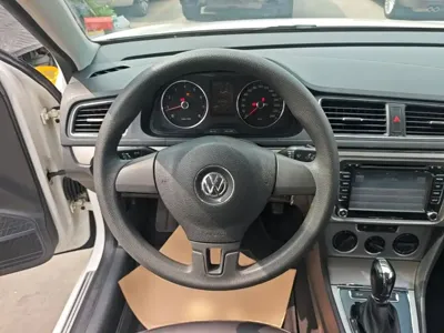 Volkswagen Lavida 2014, 87400 км, за 3560.85 USD - фото 11
