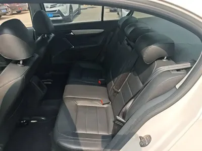 Volkswagen Lavida 2014, 87400 км, за 3560.85 USD - фото 17