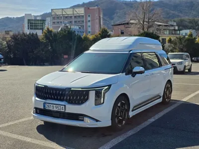 Kia Canival 2025, 2400 км, за 57443.19 USD