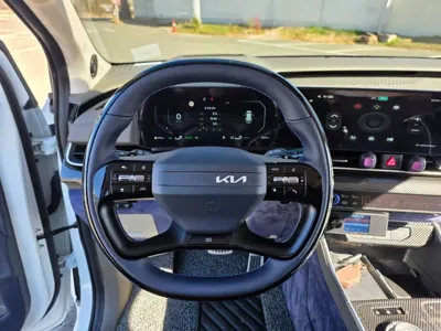 Kia Canival 2025, 2400 км, за 57043.46 USD - фото 8