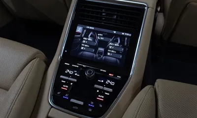 Porsche Panamera 2022, 30393 км, за 74176.19 USD - фото 19