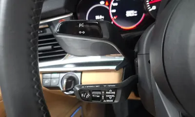 Porsche Panamera 2022, 30393 км, за 74176.19 USD - фото 29