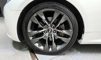 Hyundai Genesis 2011, 179122 км, за 2560.06 USD